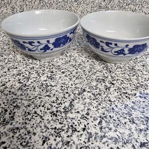 Set of 2 Chinese Blue and White Lotus Flower Rice/ Soup Bowls